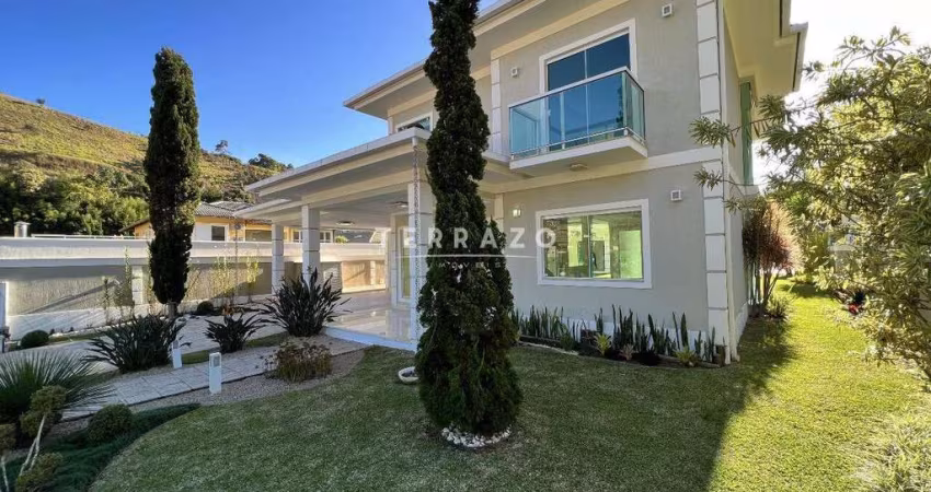 Casa em Condomínio à venda, 4 quartos, 4 suítes, 2 vagas, Prata - Teresópolis/RJ