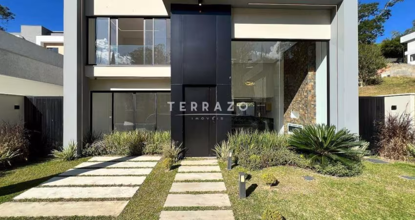 Casa em Condomínio à venda, 3 quartos, 3 suítes, 2 vagas, Cascata do Imbuí - Teresópolis/RJ