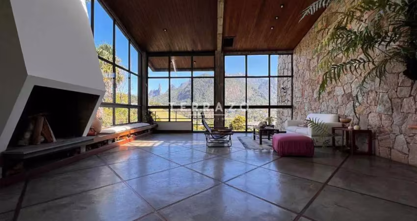 Casa à venda, 5 quartos, 2 suítes, 4 vagas, comary - teresópolis/rj