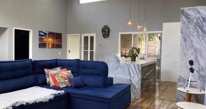 Viva com Conforto e Segurança! Casa à Venda no Condomínio Capitania