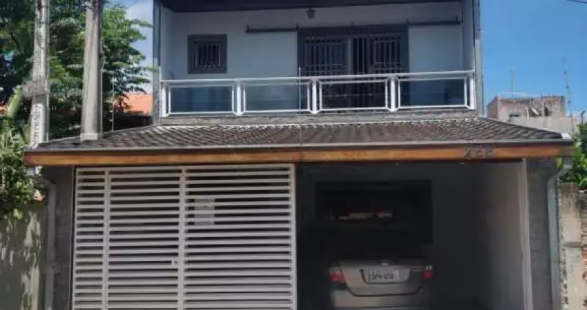 Sobrado à Venda no Bosque dos Ipês, SJC!