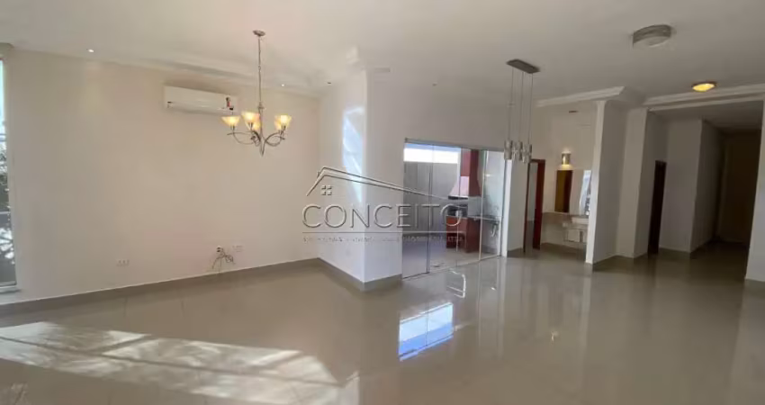 Casa térrea para locação no condomínio residencial villa d'áquila com área construída de 206 m² | 3 dormitórios, sendo 1 suíte e 4 vagas de garagem.