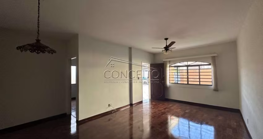 Casa térrea à venda no bairro Vila Rezende com 147,29 m² | 4 dormitórios, sendo 1 suíte e 2 vagas de garagem