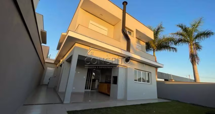 Sobrado à venda no Condomínio Residencial Villa D'Áquila com 20m² | 1 suíte, 2 demi suítes e 4 vagas de garagem.