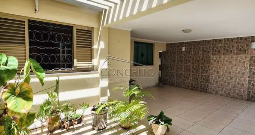 Casa térrea à venda no bairro Vila Independência com 125,47 m² | 3 dormitórios e 2 vagas de garagem cobertas.