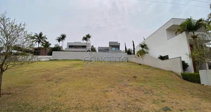 Terreno à venda no Condomínio Alphaville Piracicaba com 510m² de área total.