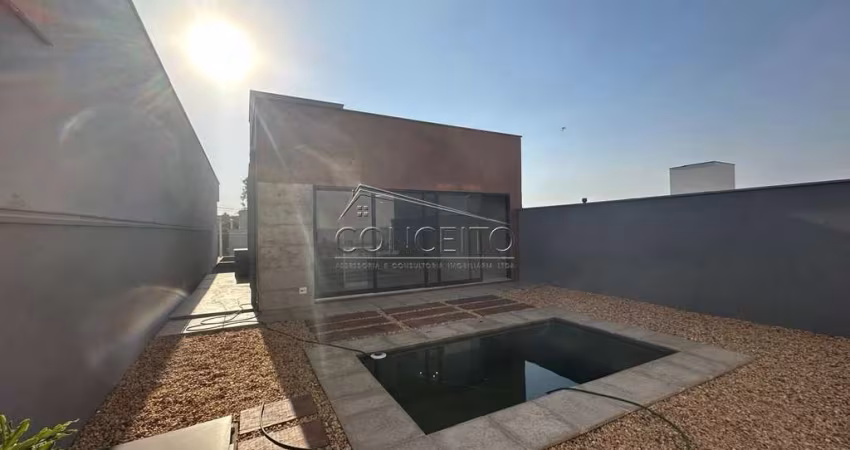 Casa à venda no condomínio Reserva das Paineiras com 150m² | 3 suítes, piscina e 4 vagas de garagem.