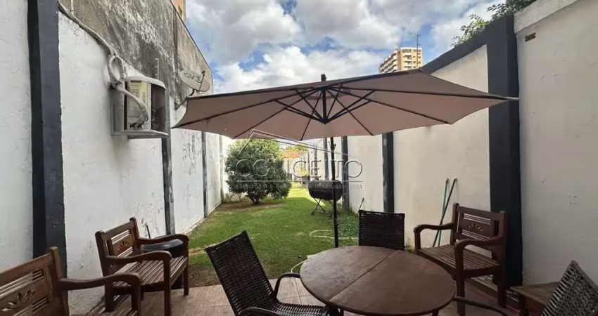 Casa comercial à venda no bairro alto com 186 m² | 3 dormitórios e 4 vagas de garagem.
