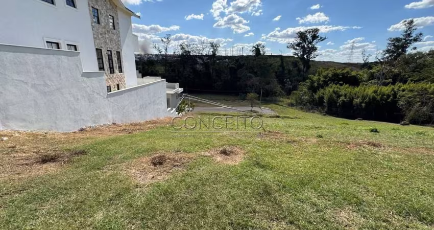 Terreno à venda no Condomínio Villa Bela Vista com 307m² de área total.