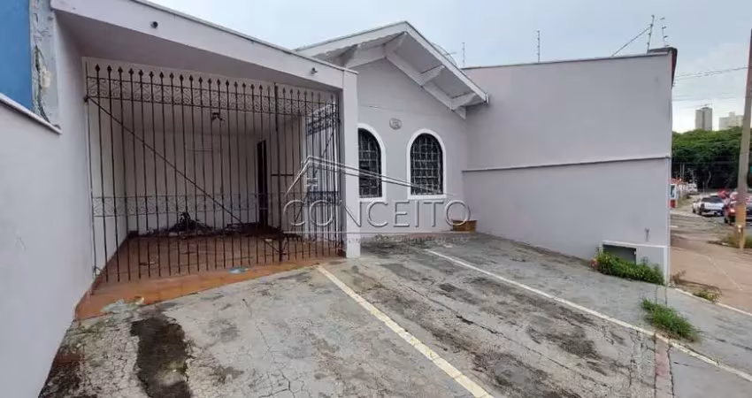 Casa comercial à venda no bairro piracicamirim com 109 m² | 2 dormitórios, sendo 1 suíte e 4 vagas de garagem, sendo 1 coberta e fechada.