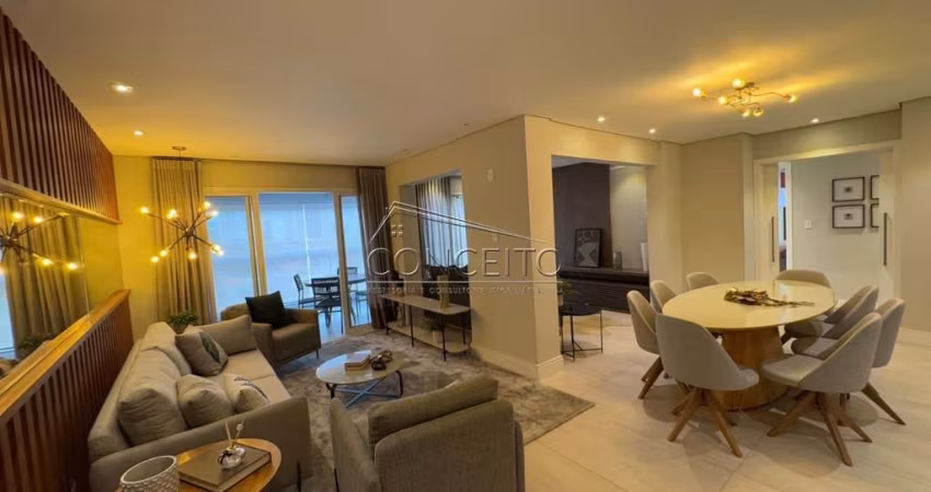 Apartamento à venda no Edifício Floriano com 164,42 m² | 3 suítes e 2 vagas de garagem cobertas.