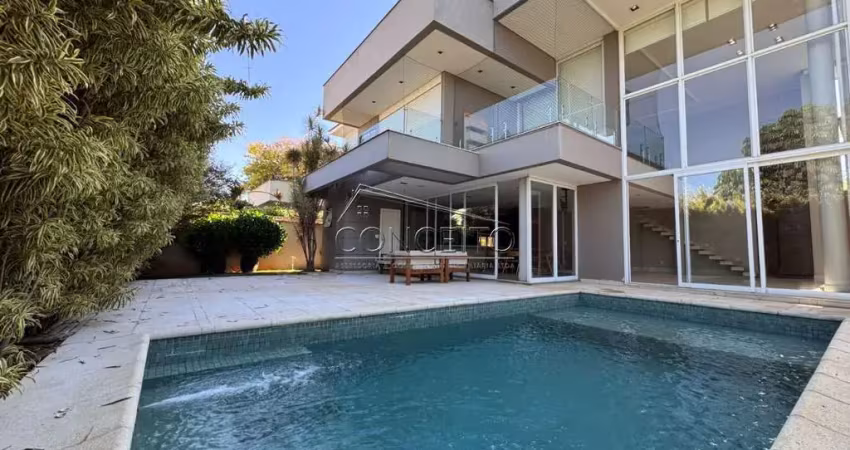 Sobrado à venda no condomínio alphaville piracicaba com 350m² | 4 suítes, móveis planejados e 4 vagas de garagem.