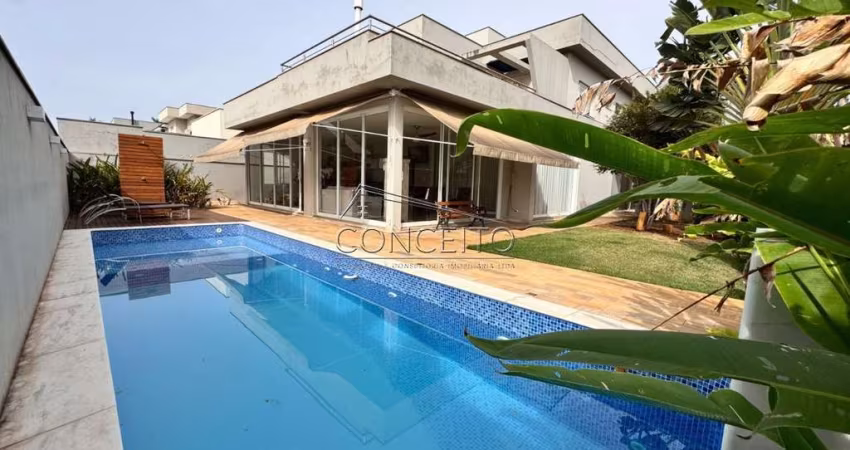 Sobrado à venda no Condomínio Reserva do Engenho com 323,82 m² | 4 suítes, sendo 1 suíte master com closet e varanda e 6 vagas de garagem.
