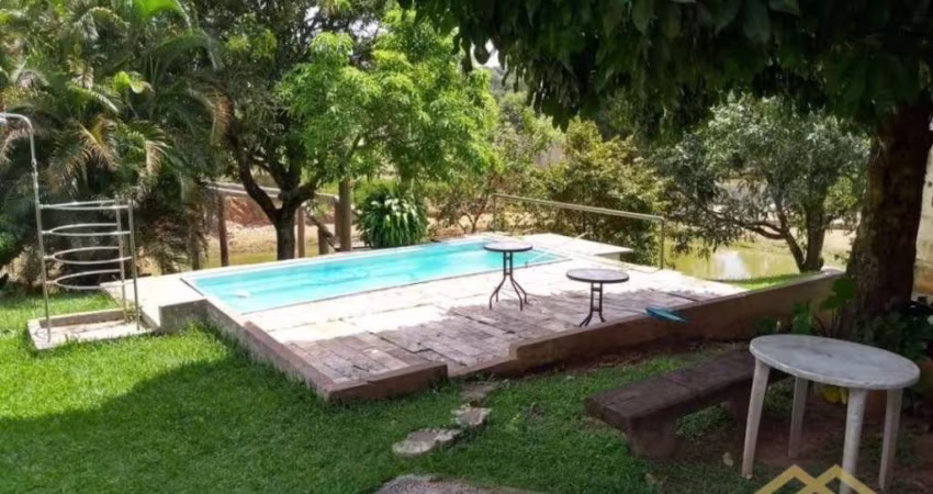 Chácara com 3 dormitórios à venda, 7010 m² por R$ 2.400.000,00 - Chácara São Francisco - Jundiaí/SP