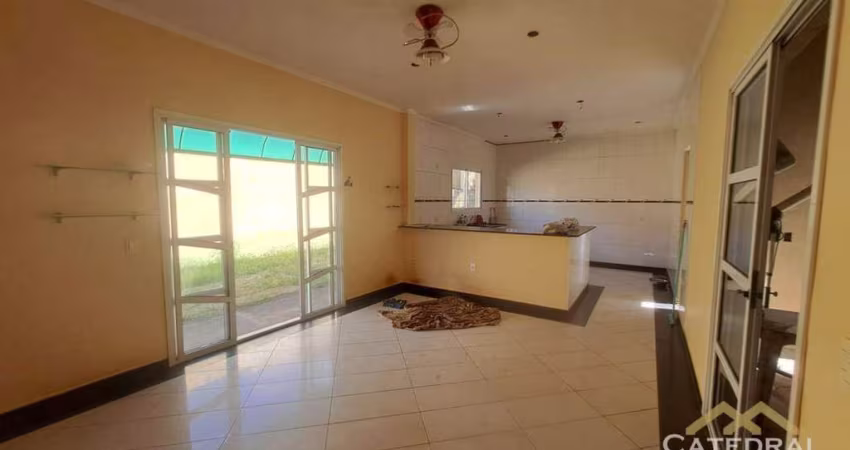 Chácara com 2 dormitórios à venda, 1365 m² por R$ 585.000,00 - Chácaras Aracary - Várzea Paulista/SP