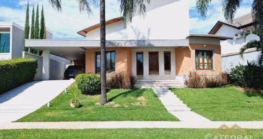 Casa com 3 dormitórios à venda, 251 m² por R$ 2.450.000 - Loteamento Reserva da Serra - Jundiaí/SP