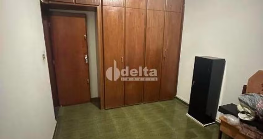 Apartamento disponível para venda no bairro Daniel Fonseca em Uberlândia-MG