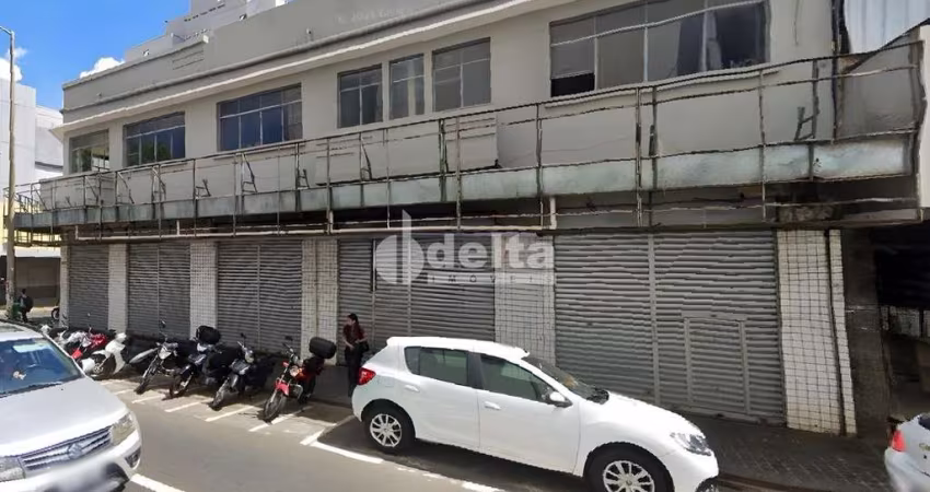 Loja disponível para locação no bairro Centro em Uberlândia-MG.