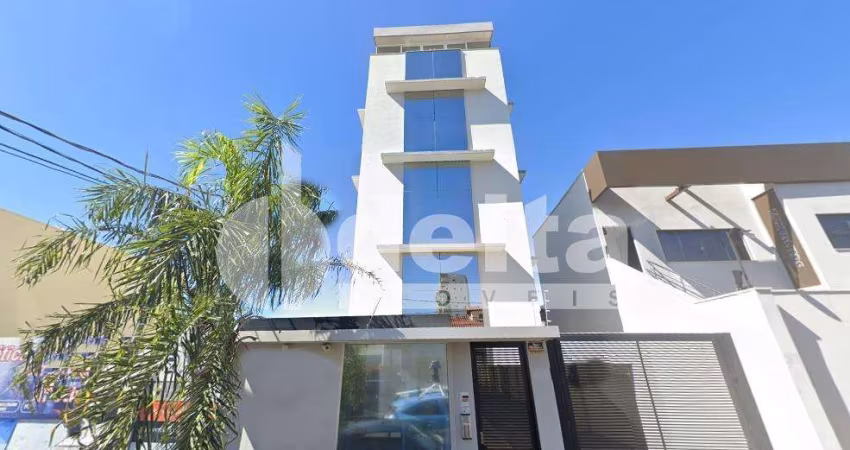 Sala disponível para locação e venda no Brasil em Uberlândia-MG