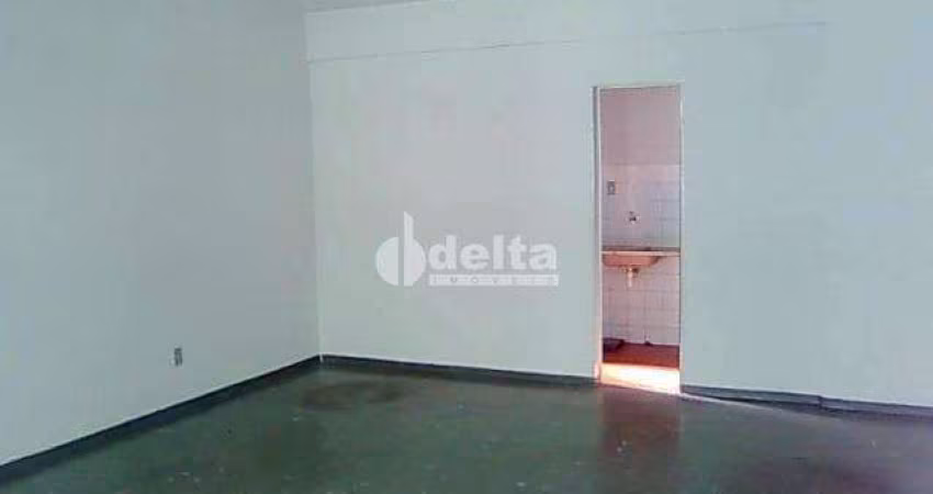 Sala disponível para  venda no bairro Centro em Uberlândia-MG