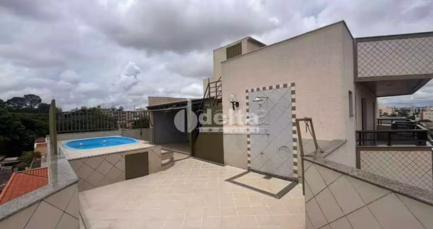 Cobertura disponível para venda no bairro Brasil em Uberlândia-MG