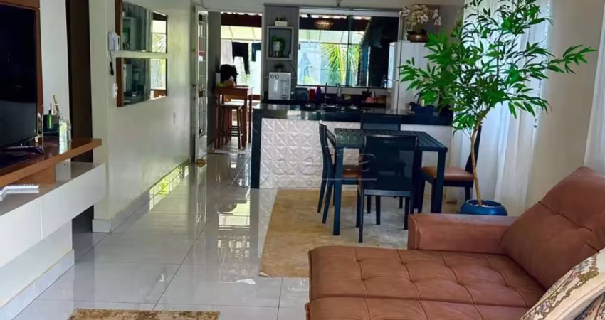 Casa disponível para venda e locação no bairro Santa Mônica em Uberlândia-MG