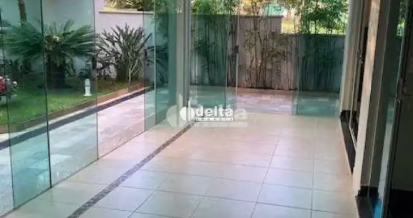 Casa no condomínio paradiso ecológico disponível para locação e venda em uberlândia-mg
