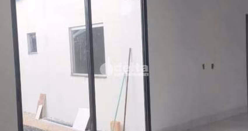 Casa residencial disponível para venda no bairro Monte Hebron em Uberlândia-MG