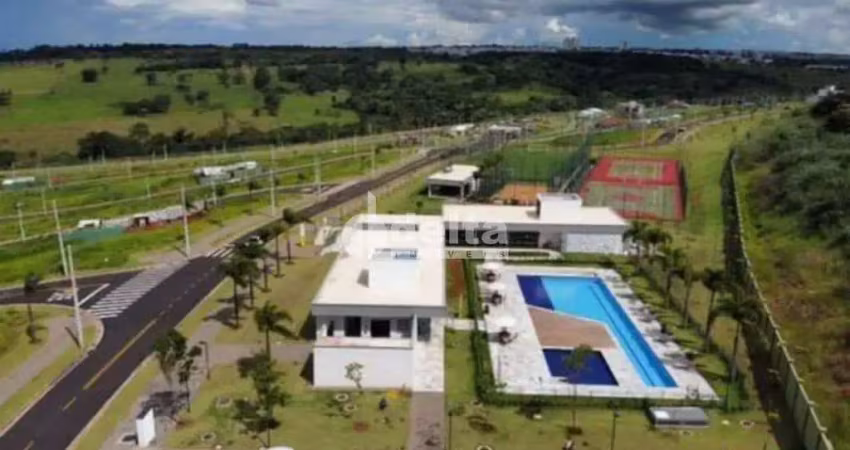Terreno em condomínio disponível para venda no bairro granja marileusa em uberlândia-mg