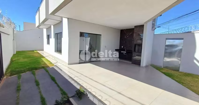 Casa residencial disponível para venda no bairro Laranjeiras em Uberlândia-MG