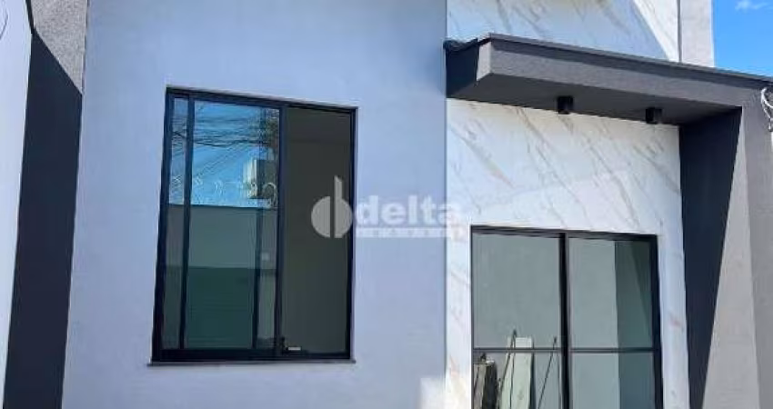 Casa residencial disponível para venda no bairro Jardim Brasília em Uberlândia-MG