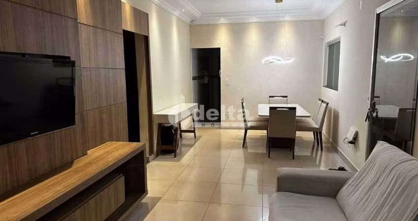 Casa residencial disponível para venda no bairro Morumbi em Uberlândia-MG