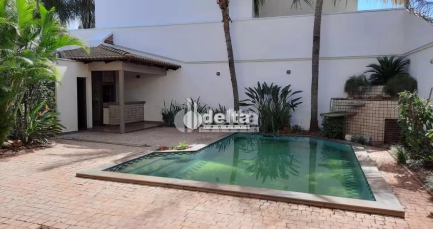 Casa residencial disponível para locação e venda no bairro Morada da Colina em Uberlândia-MG.