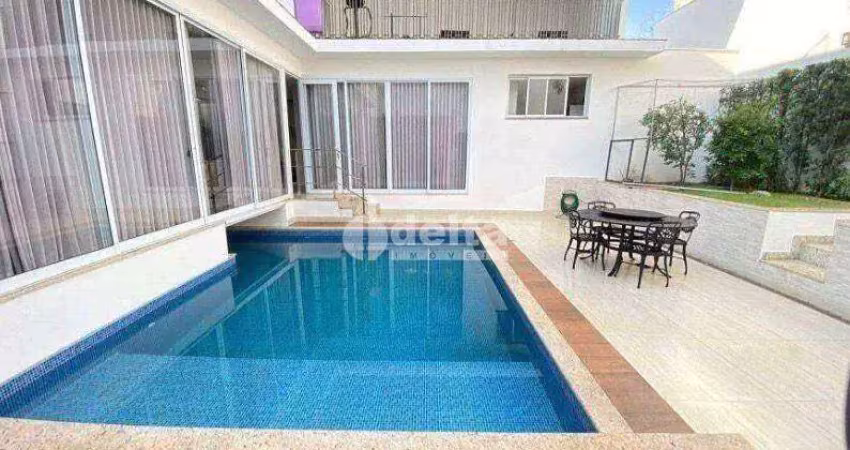 Casa residencial disponível para locação e venda no bairro Morada da Colina em Uberlândia-MG