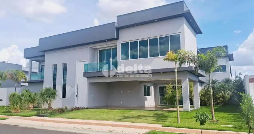 Casa no condomínio Golden Village disponível para locação e venda em Uberlândia-MG