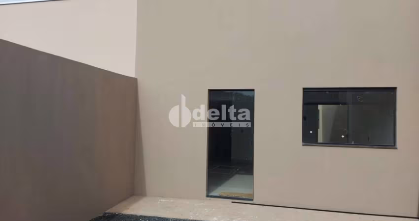Casa residencial disponível para venda no bairro Presidente Roosevelt em Uberlândia-MG