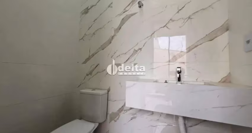 Casa residencial disponível para venda no bairro Alto Umuarama em Uberlândia-MG