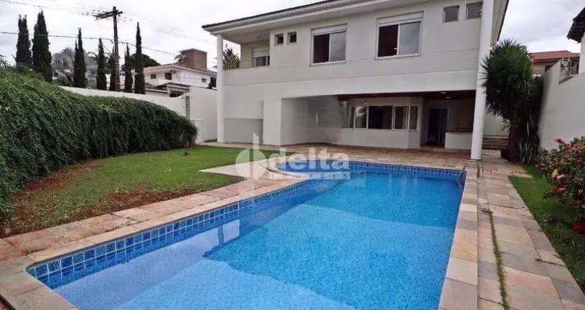 Casa residencial disponível para venda no bairro cidade jardim em uberlândia-mg.