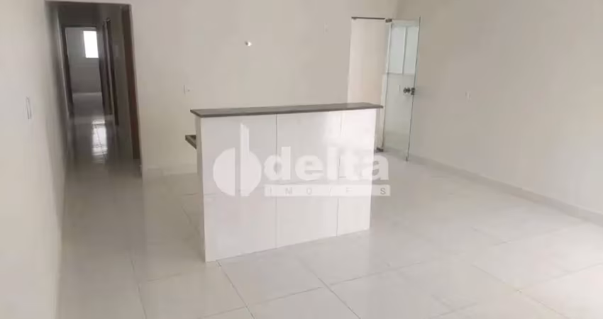 Casa residencial disponível para venda no bairro Laranjeiras em Uberlândia-MG