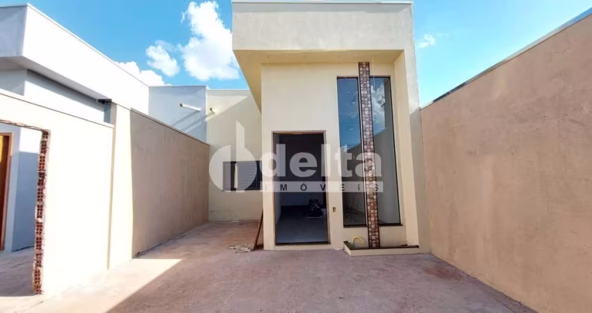 Casa residencial disponível para venda no bairro Jardim Brasília em Uberlândia-MG