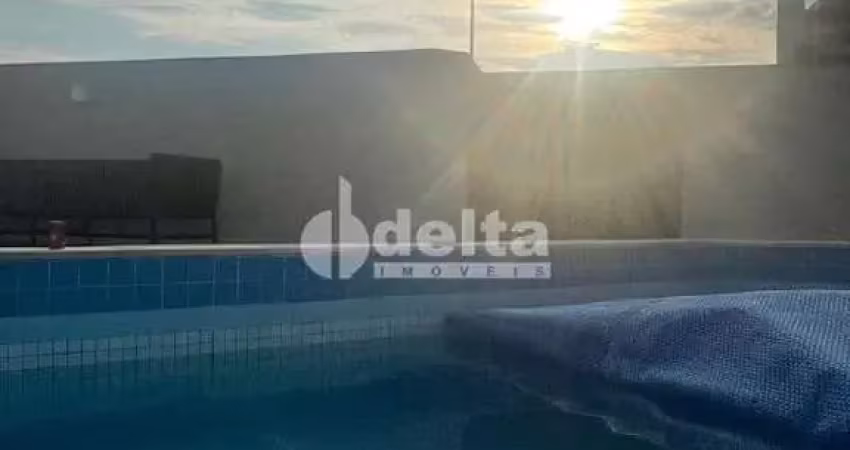 Cobertura disponível para venda no bairro Fundinho em Uberlândia-MG