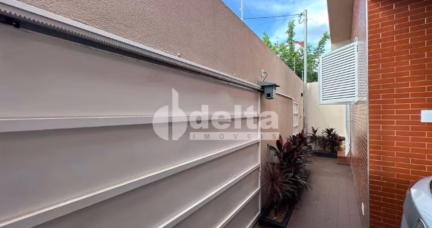 Casa residencial disponível para venda no bairro Fundinho em Uberlândia-MG