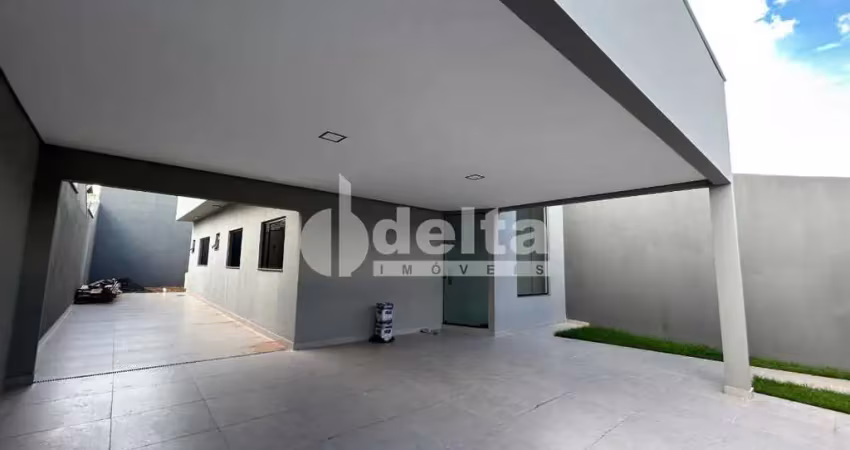 Casa residencial com área Gourmet disponível para venda no bairro Laranjeiras em Uberlândia-MG
