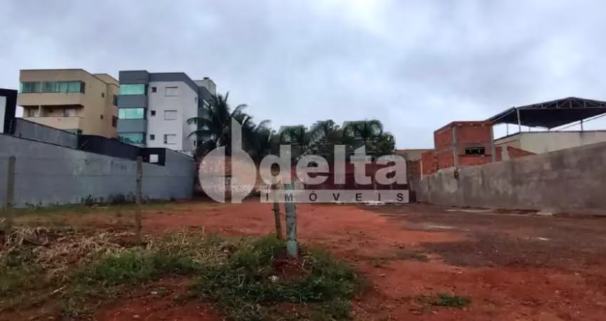 Terreno disponível para venda no bairro santa mônica em uberlândia-mg
