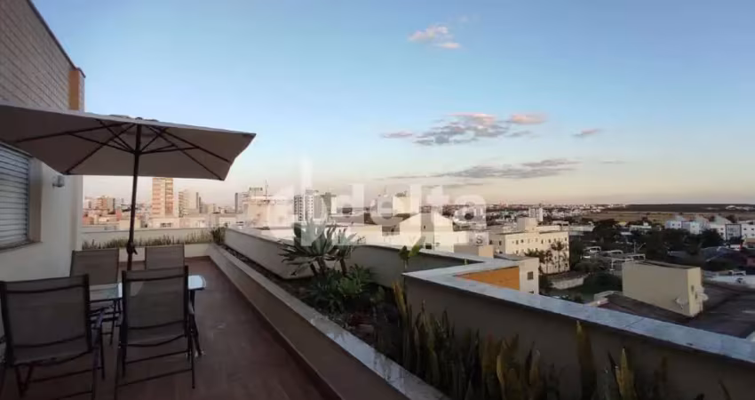 Cobertura  disponível para venda no bairro santa mônica em uberlândia-mg