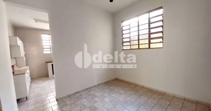 Casa residencial disponível para locação e venda no bairro fundinho em uberlândia-mg