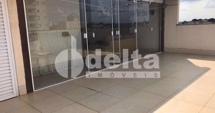 Cobertura  disponível para venda no bairro Brasil em Uberlândia-MG