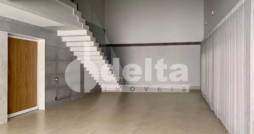 Casa no condomínio Villa do Sol disponível para venda em Uberlândia-MG