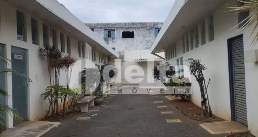 Prédio disponível para venda no bairro Fundinho em Uberlândia-MG
