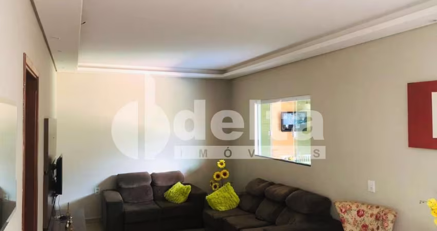 Casa residencial disponível para venda no bairro Morumbi em Uberlândia-MG